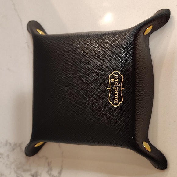 Mudpie Black Trinket Container "All The Things" Faux Gold Snaps 6.5" X 6.5" - Picture 4 of 6